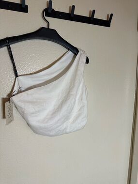 Cala dela cruz linen top